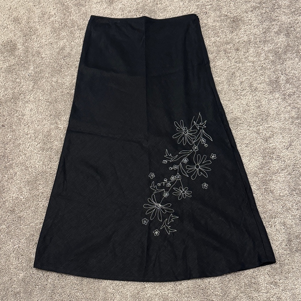 Vintage Merona linen Black A-Line Skirt with Floral Design